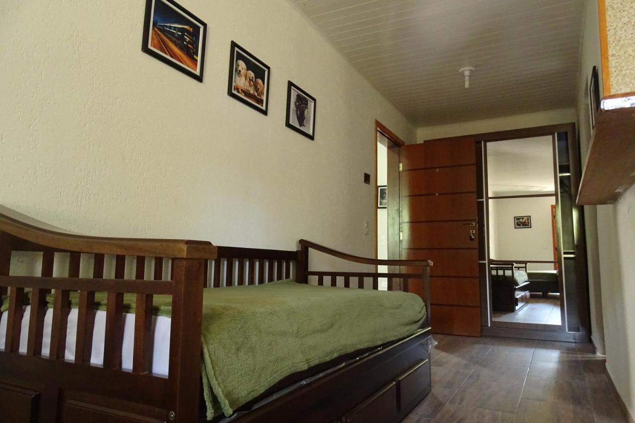 Refugio Melissa Apartment Campos do Jordao Room photo